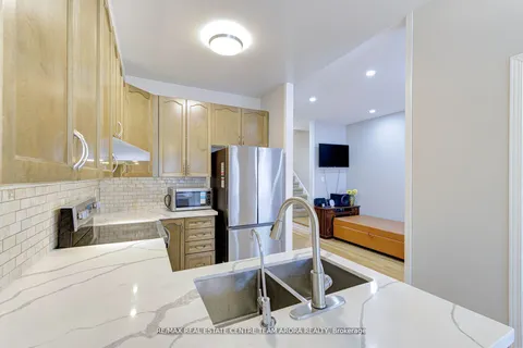 102 Kilrea Way, ON L6X 0R3