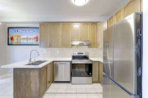 102 Kilrea Way, ON L6X 0R3