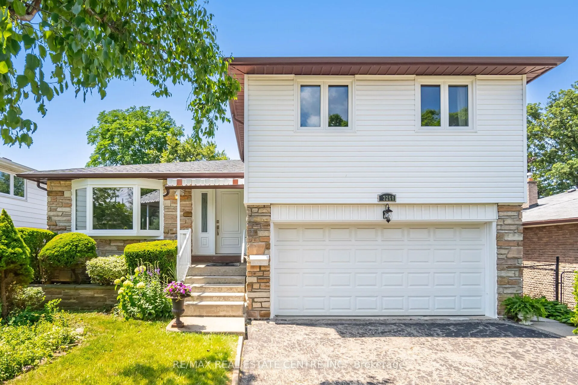 3268 Homark Drive, ON L4K 2K4