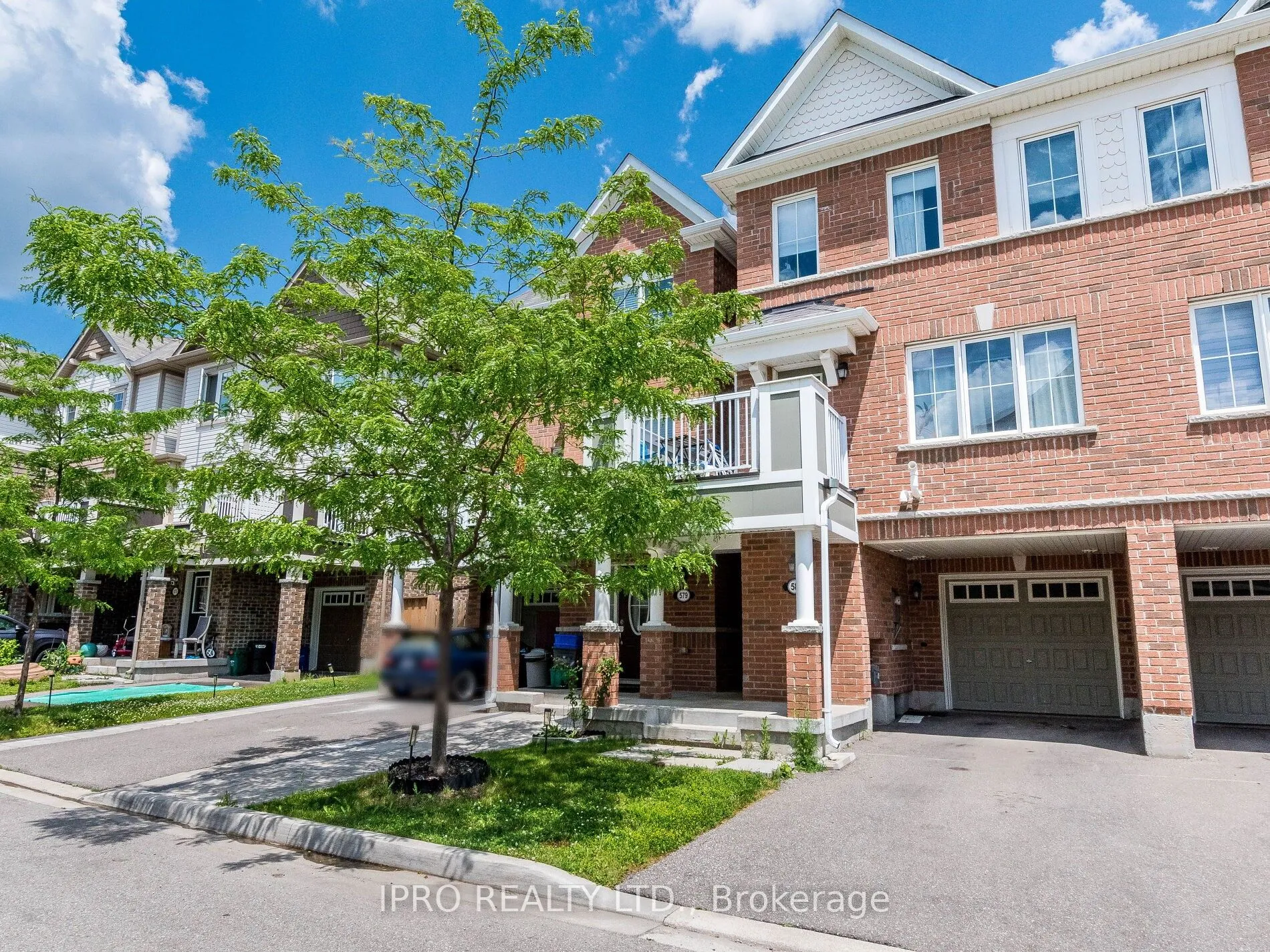 581 Allport Gate, ON L9T 9J5