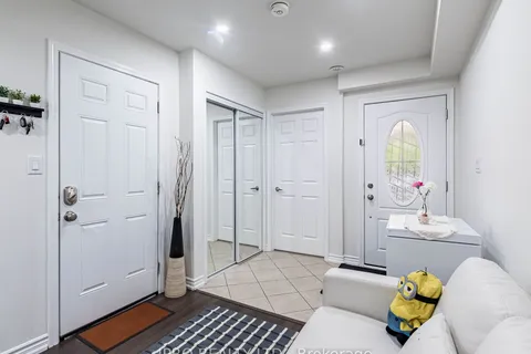 581 Allport Gate, ON L9T 9J5