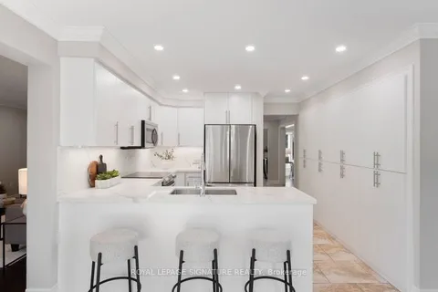 2074 Folkway Drive, ON L5L 3G3