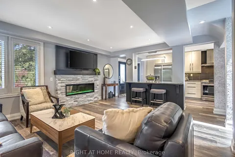 2330 Parkway Drive, ON L7P 1T5