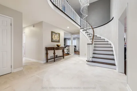 1121 Manor Road, ON L6M 1G3