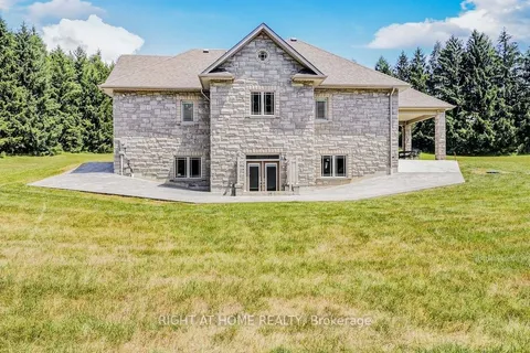 15848 MOUNTAINVIEW Road, ON L7C 2V2