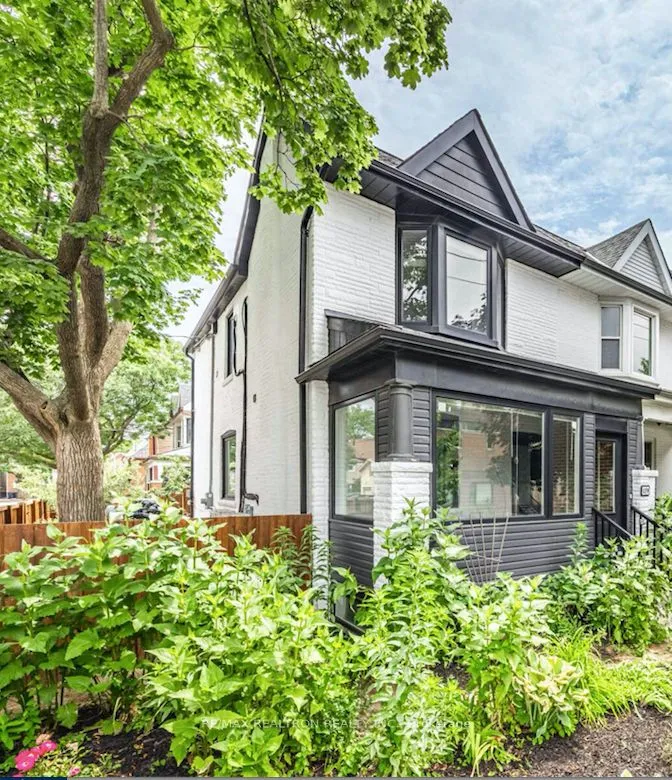 179 Perth Avenue, ON M6P 3X2