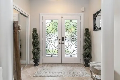 2468 Whitehorn Drive, ON L7L 7M7