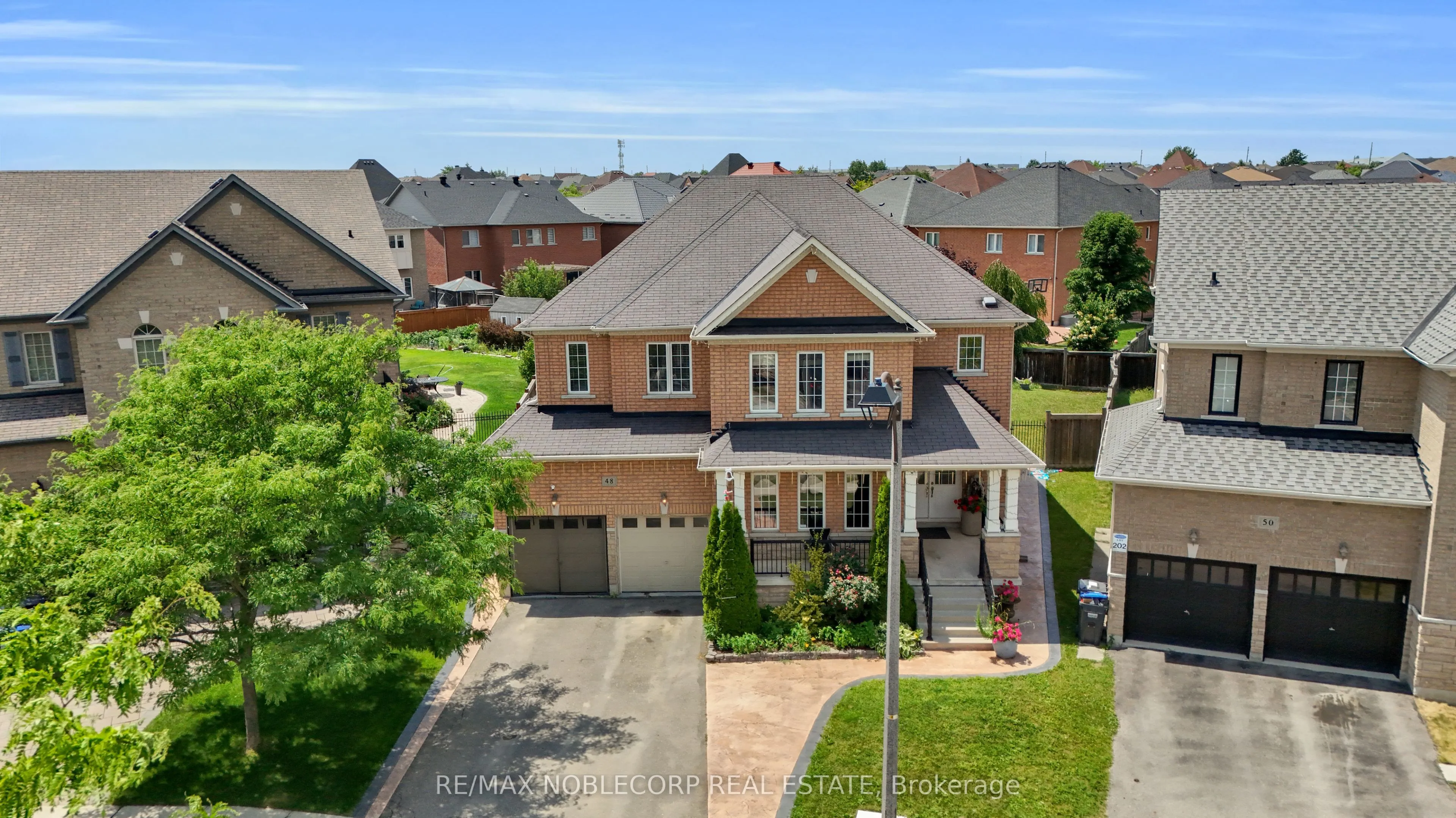 48 Monabelle Crescent, ON L6P 1Z3