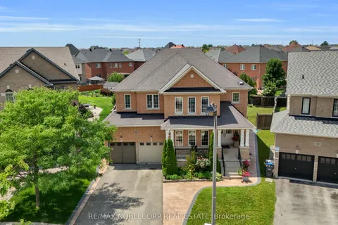 48 Monabelle Crescent, ON L6P 1Z3