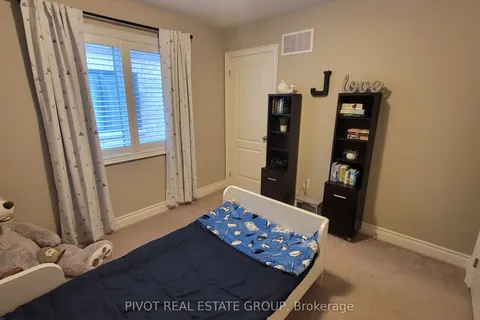 1292 Clarriage Court, ON L9E 1J4