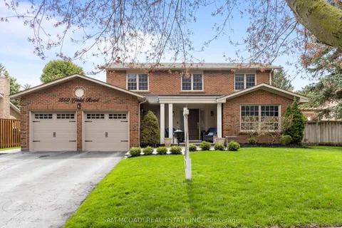1560 Ifield Road, ON L5H 3W1