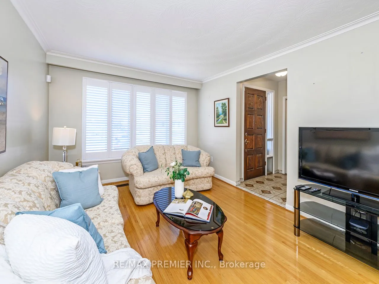 7 Lantos Court, ON M3M 1G3