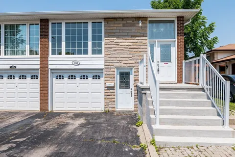 3326 Homark Drive, ON L4Y 2K4