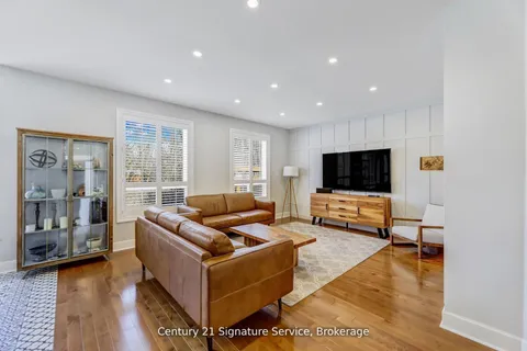 7157 White Pine Court, ON L5W 1W6