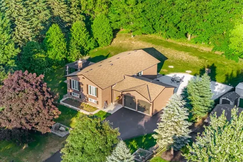 15 Valewood Drive, ON L7C 1J2