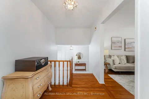 15 Valewood Drive, ON L7C 1J2