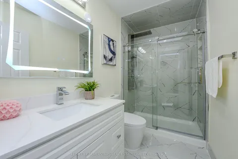 9 Aloma Crescent, ON L6T 2N8