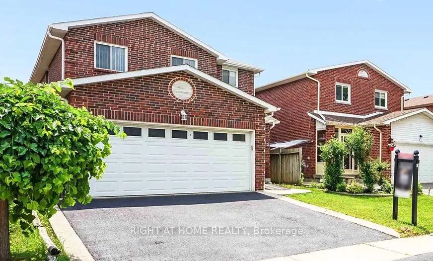 22 Donna Drive, ON L6Z 3T2