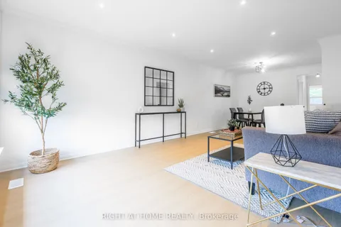 42 Chalkfarm Drive, ON M3L 1L2
