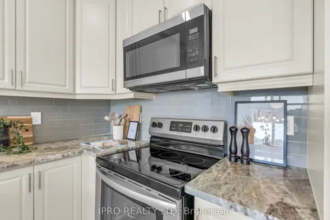 1139 Farmstead Drive, ON L9E 1K8