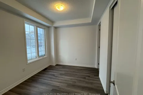 30 Bellasera Way, ON L7C 1Z9