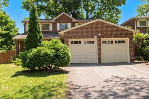 1712 Fifeshire Court, ON L5L 3L6