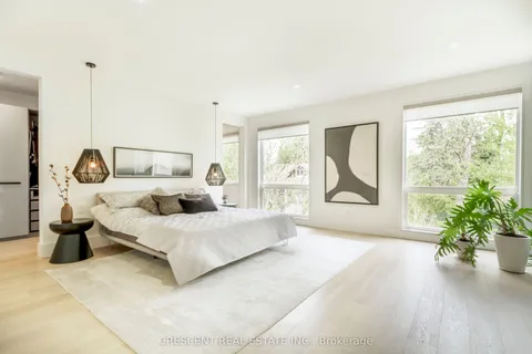 151 Shaver Avenue, ON M9B 4N9