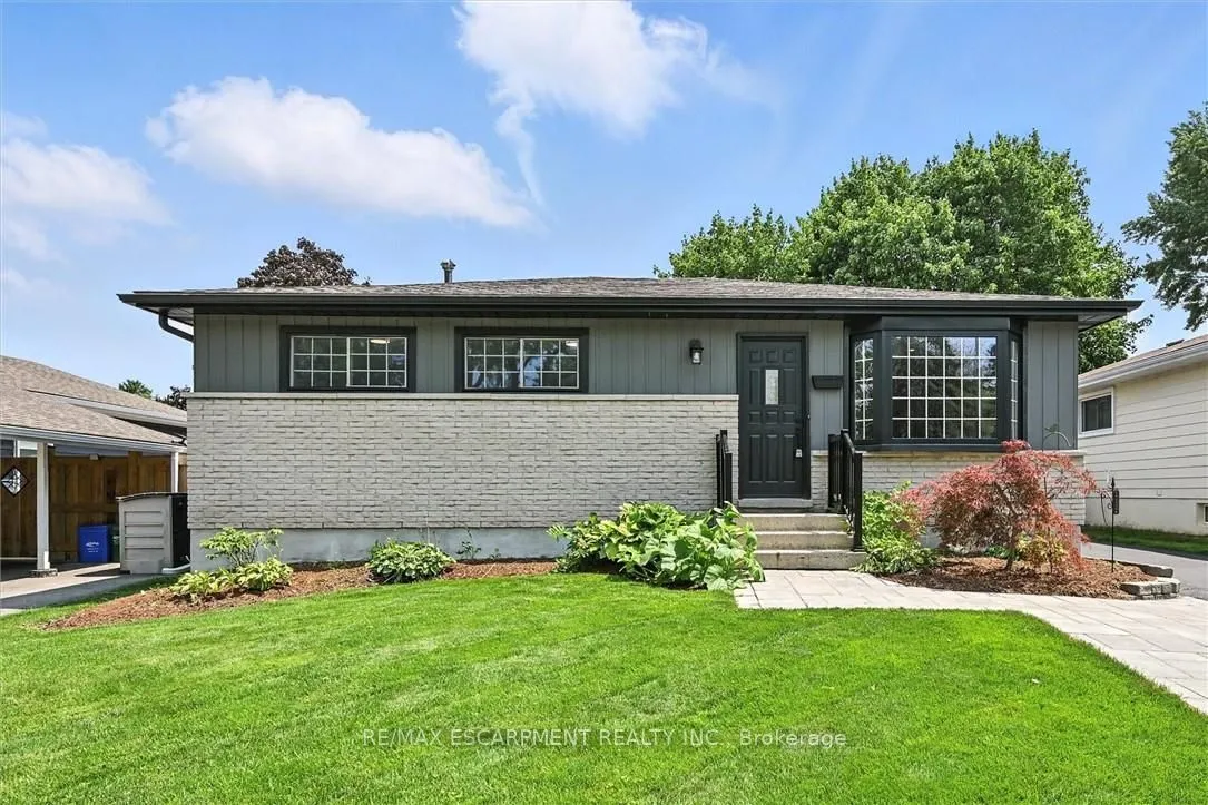 2100 FALMOUTH Terrace, ON L7P 1X9