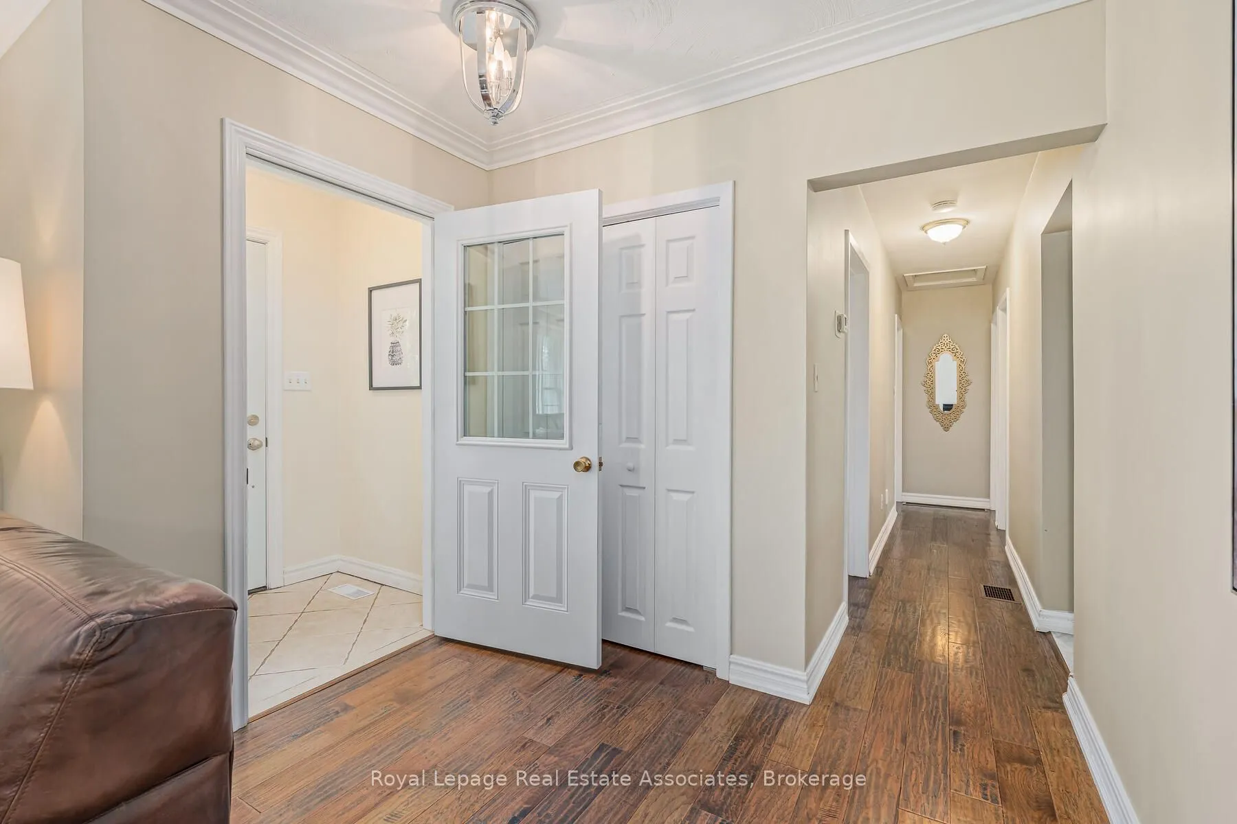 112 Park Street, ON L7G 2V4