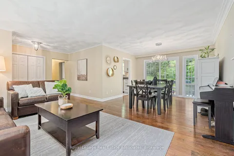 112 Park Street, ON L7G 2V4