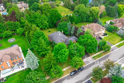 106 Kenpark Avenue, ON L6Z 3J8