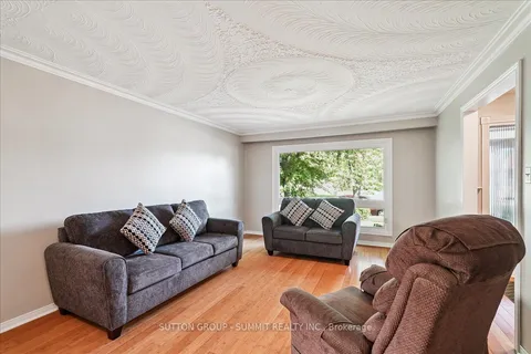 110 Blackthorn Lane, ON L6V 3K8