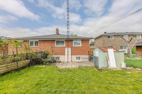 65 Elnathan Crescent, ON M9L 2G2