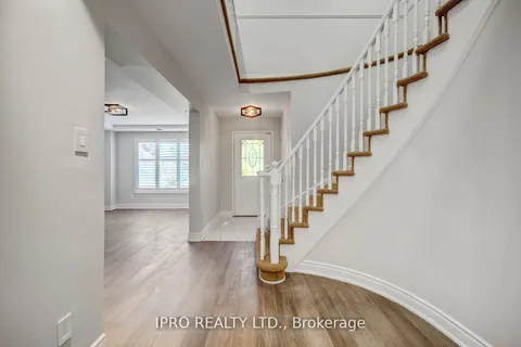 2062 Trillium Court, ON L7M 2S6