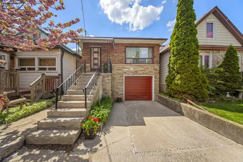 126 A Sixteenth Street, ON M8V 3K1
