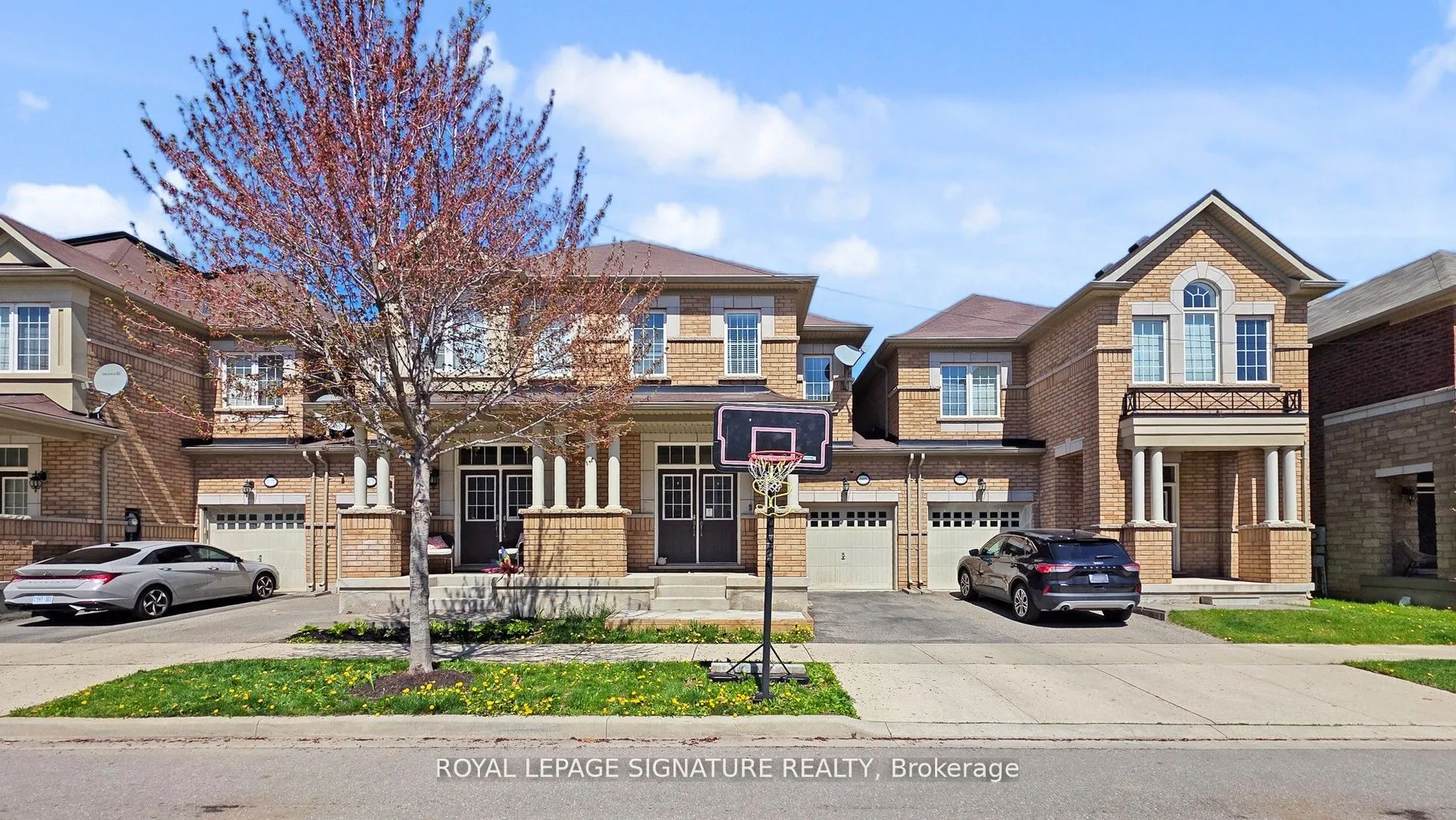 3073 Eberly Woods Drive, ON L6M 0T5