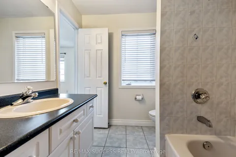 3752 Milkwood Crescent, ON L5N 8H3
