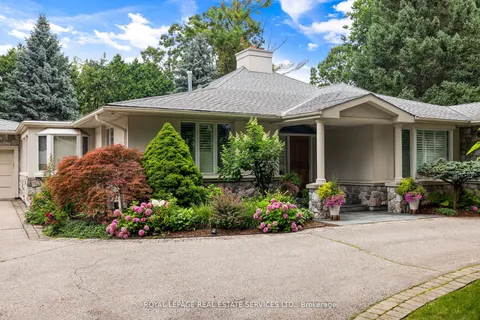 70 Leggett Avenue, ON M9P 1X4