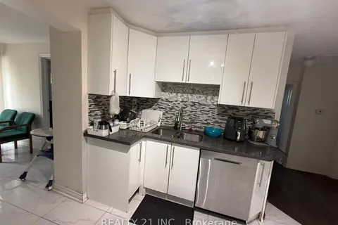 29 Mercer Drive, ON L6X 1B5