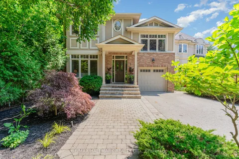 7 Tizzard Avenue, ON M8Y 3Z4
