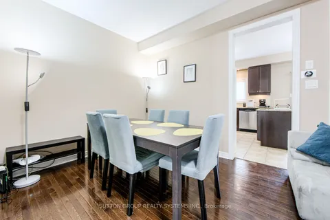 2453 Grand Oak Trail, ON L6M 0J3