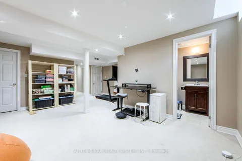 2453 Grand Oak Trail, ON L6M 0J3