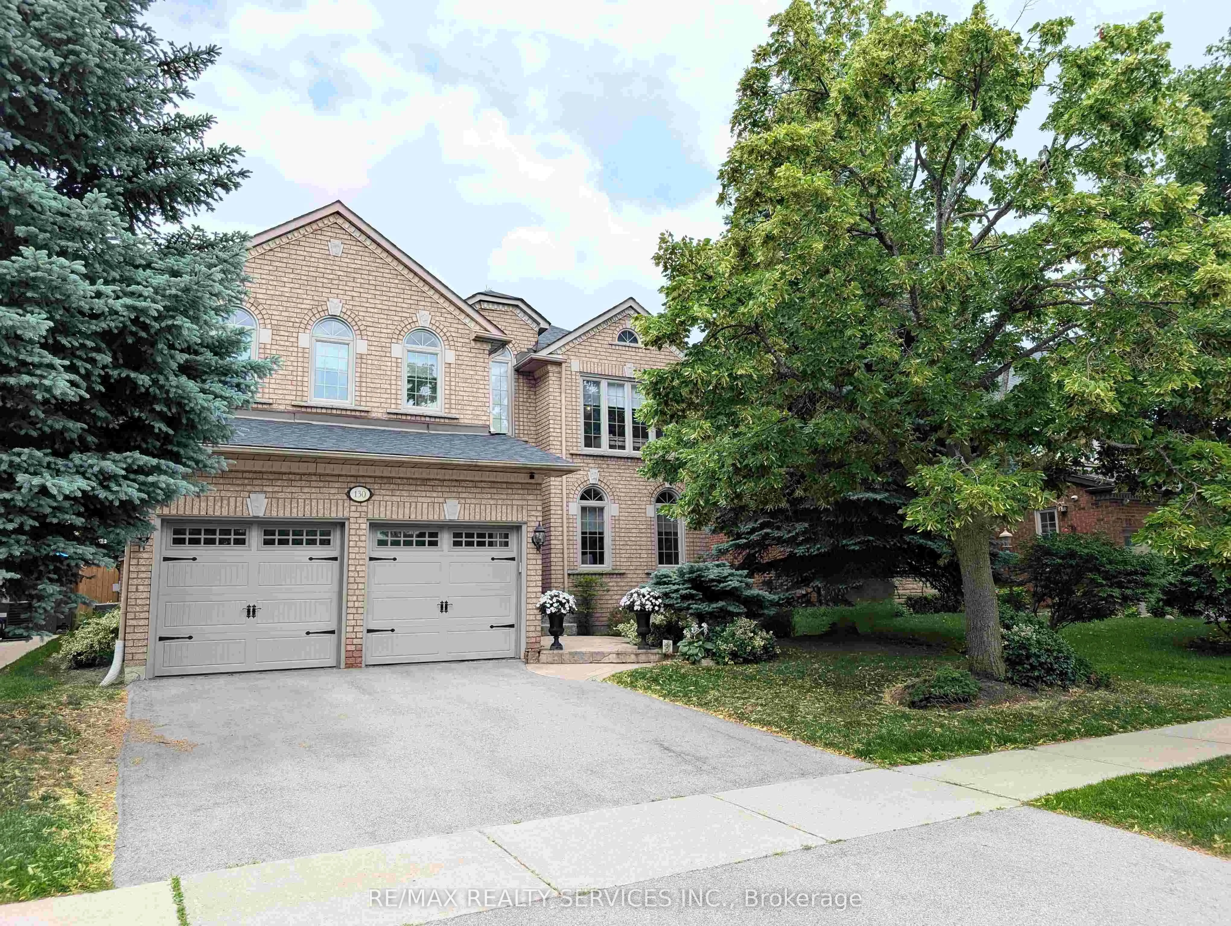 130 Royal Valley Drive, ON L7C 1A6
