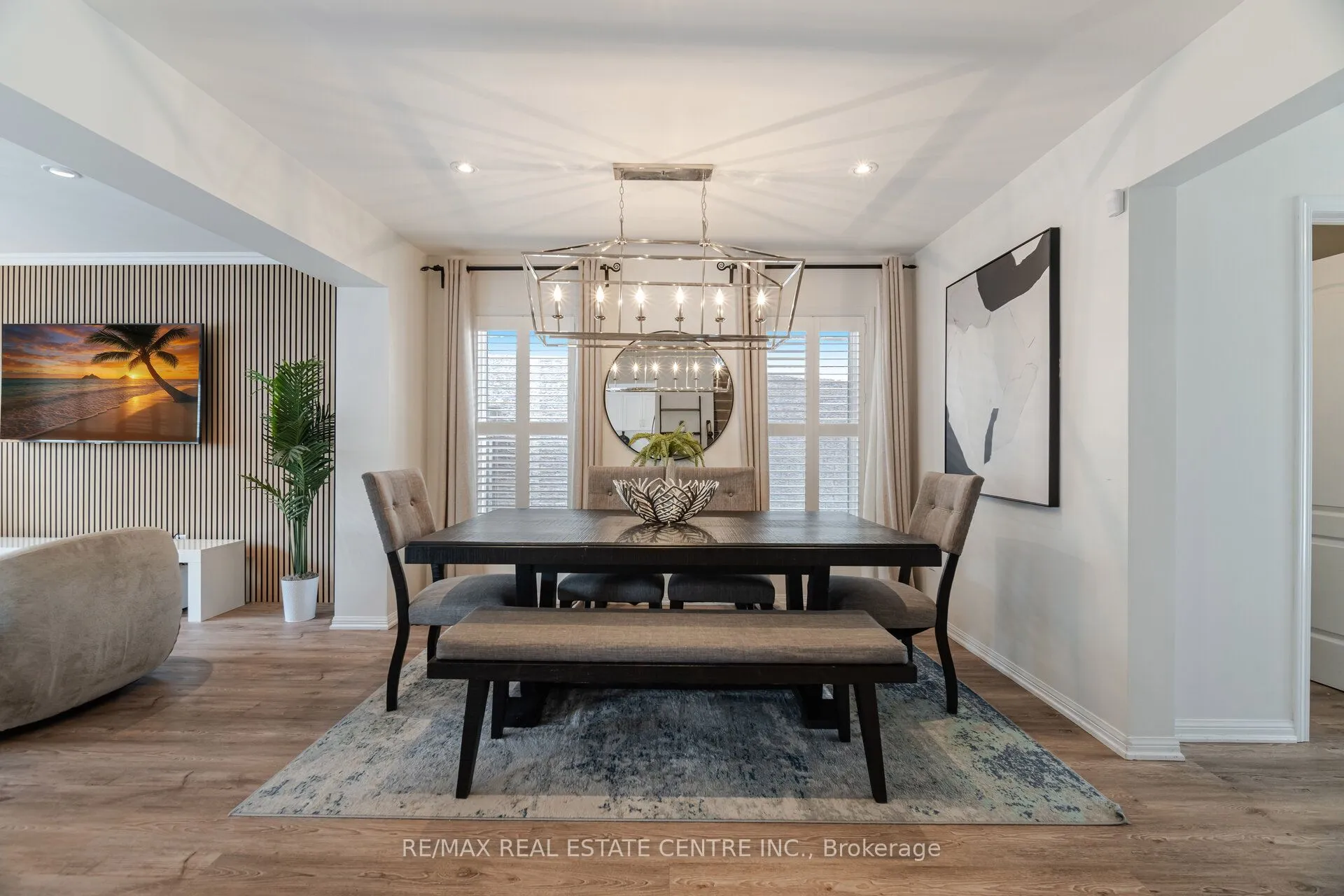 996 Savoline Boulevard, ON L9T 7T1