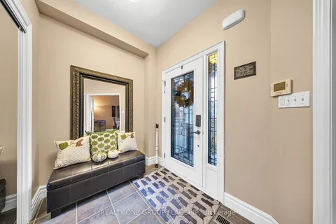 35 Hurst Street, ON L7J 2Z8