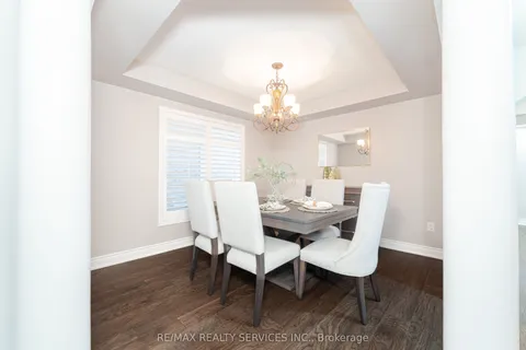 4 Klemscott Road, ON L7A 0P6
