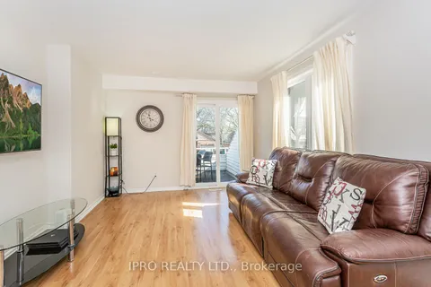 1172 Kos Boulevard, ON L5J 4L7