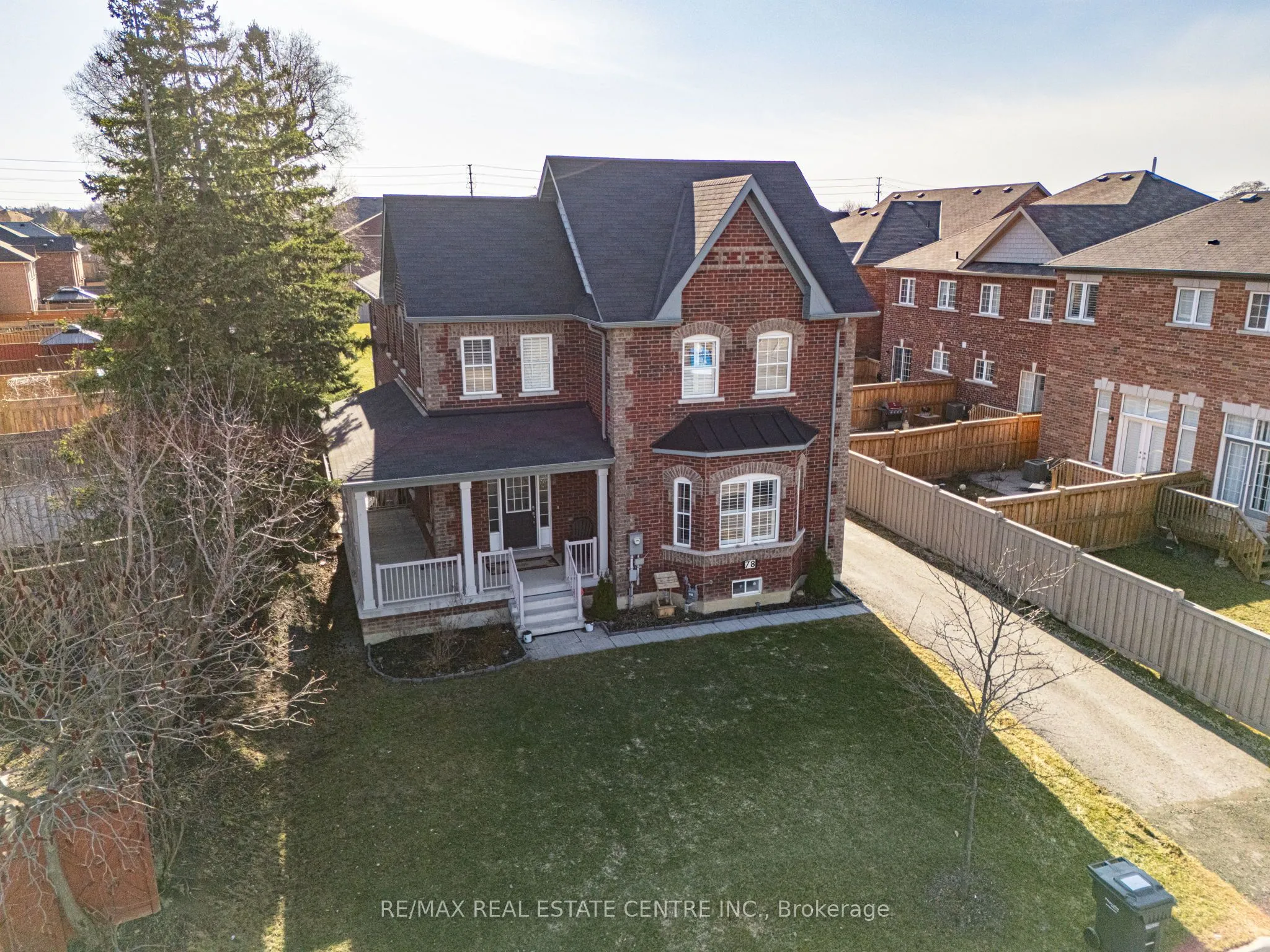 78 Hollowgrove Boulevard, ON L6P 0Y3