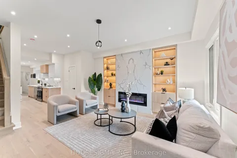 204 Franklin Avenue, ON M6P 3Z3