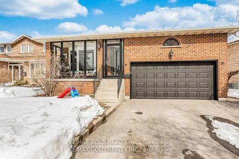 3 Panorama Crescent, ON L6S 3T7